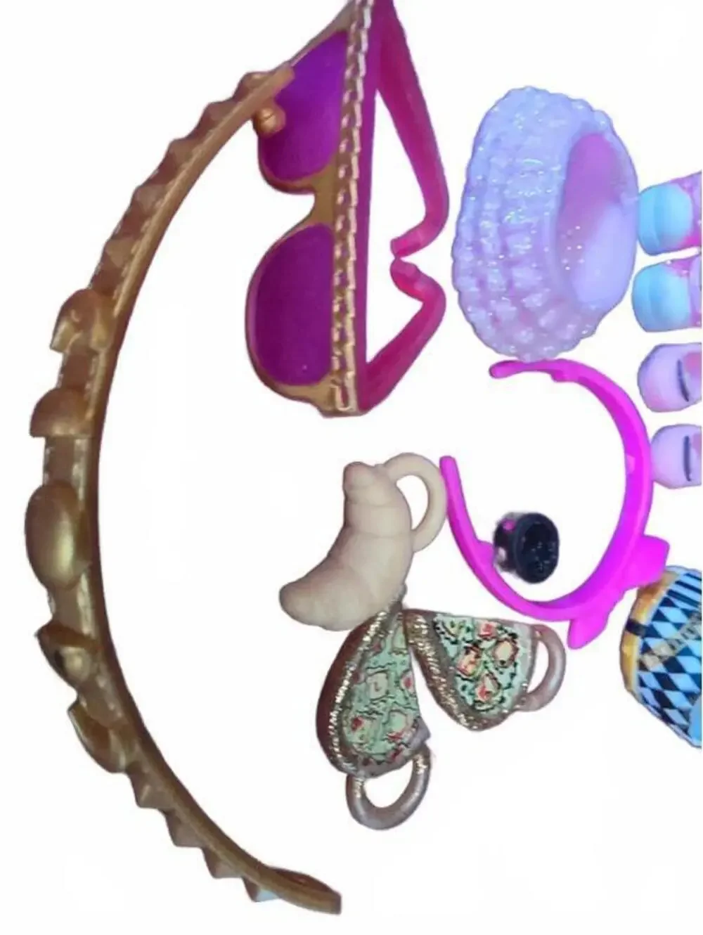 L.O.L. Surprise Doll Clothing Accessories Set - Multi Color